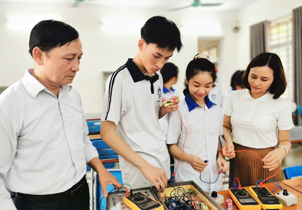 Sân chơi bổ ích, trí tuệ và khoa học dành cho học sinh