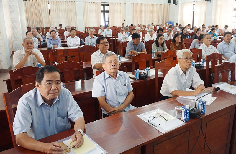 Bến Tre tích cực đưa nghị quyết vào cuộc sống