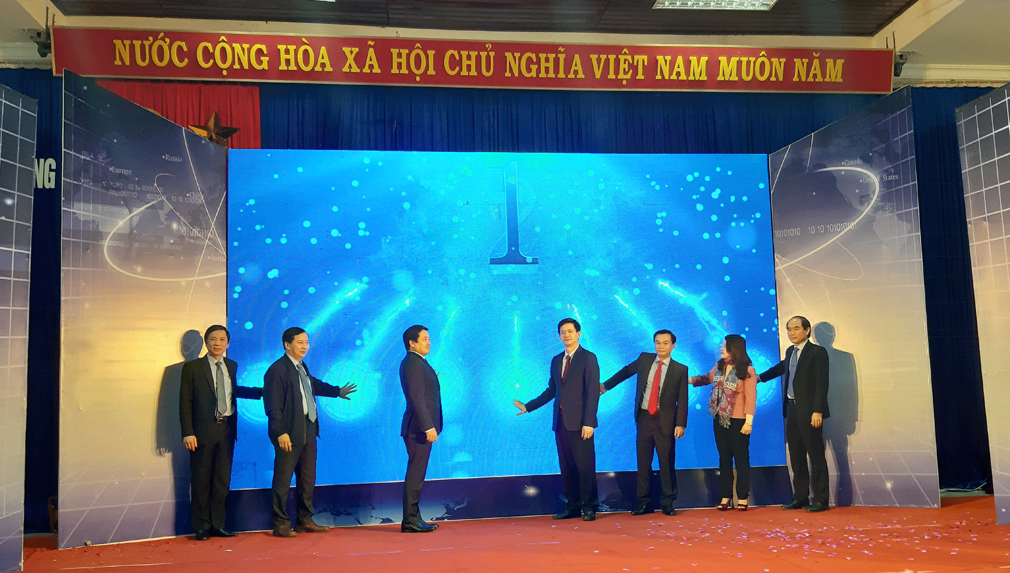 Khai trương “bộ não số” thành phố Đông Hà