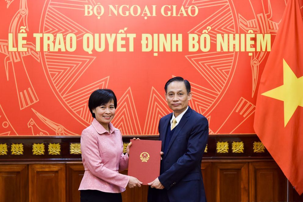 Bộ Ngoại giao bổ nhiệm 2 lãnh đạo cấp vụ