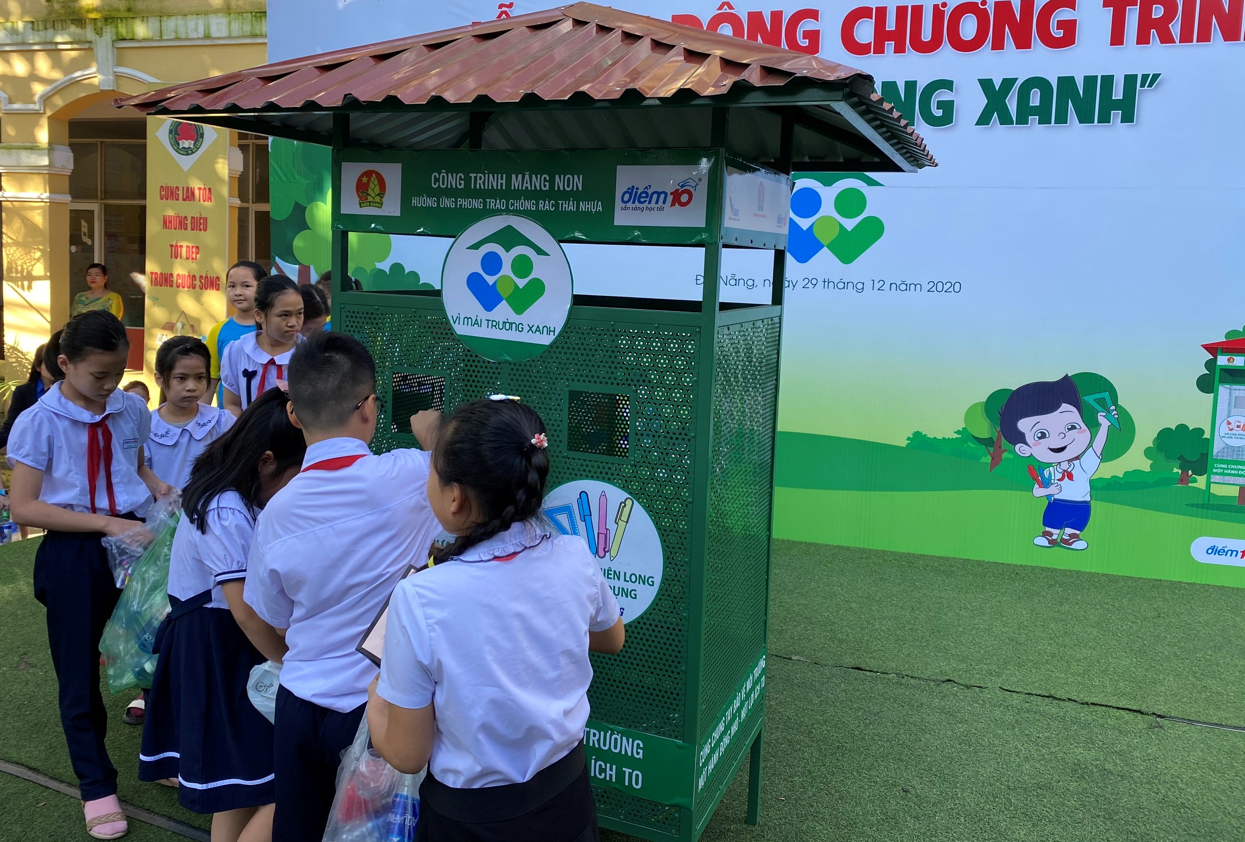 Phát động chương trình “Vì mái trường xanh” lần thứ II