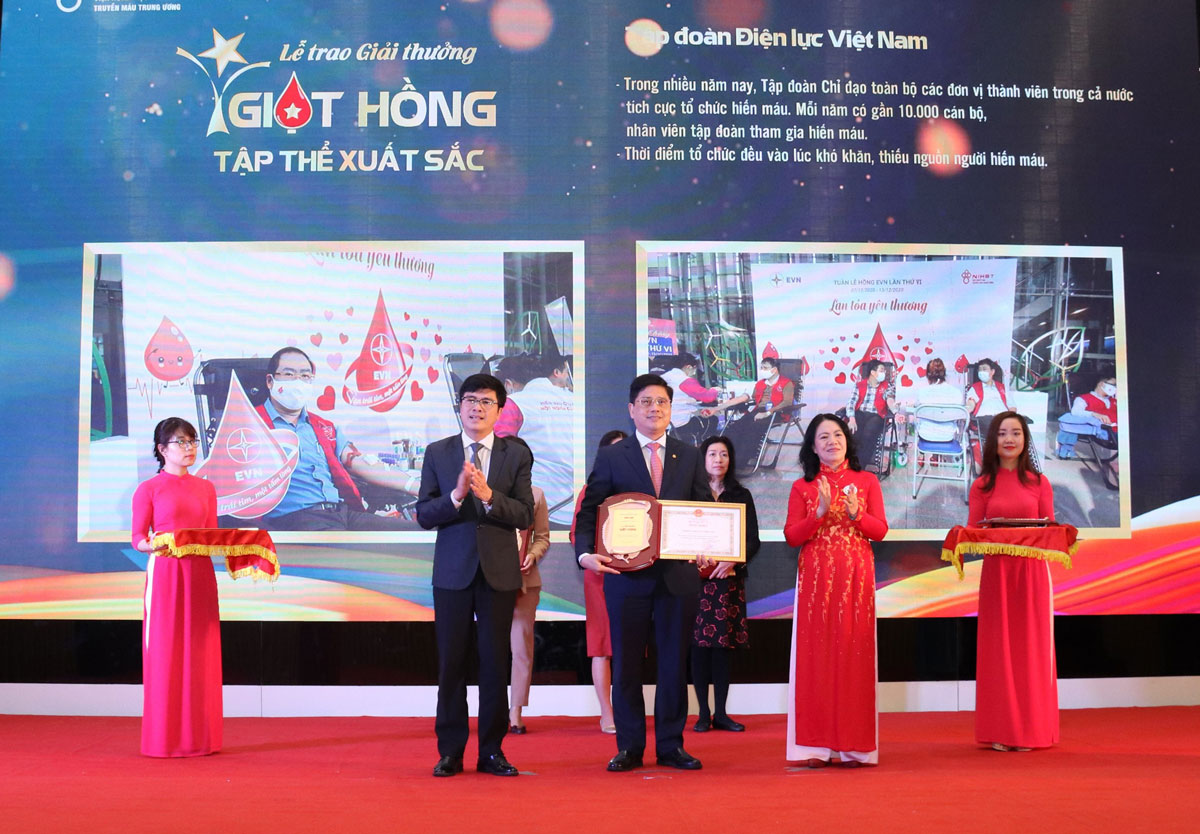 EVN được trao giải thưởng Giọt hồng năm 2020