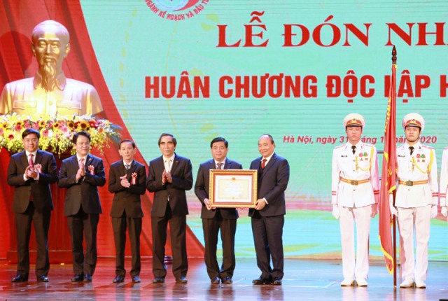 Tự hào vai trò tiên phong xây dựng tầm nhìn phát triển đất nước
