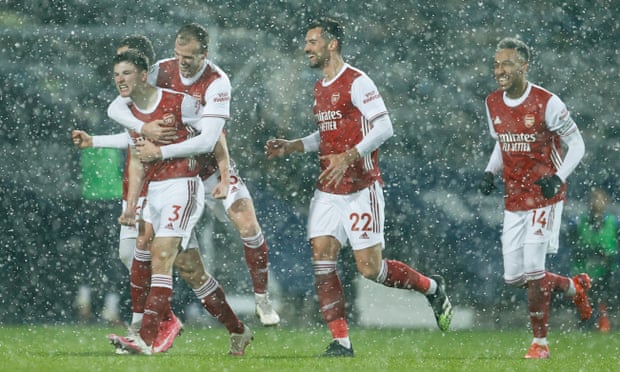Arsenal thắng tưng bừng tại The Hawthorns