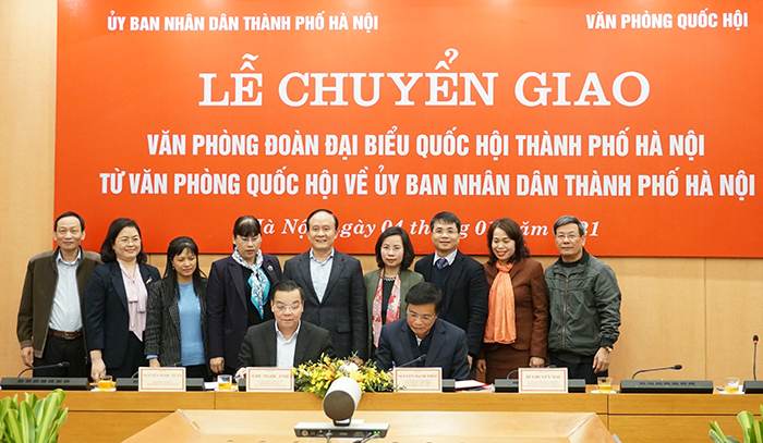 Chuyển giao Văn phòng Đoàn ĐBQH TP Hà Nội về UBND TP Hà Nội
