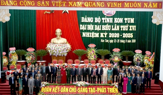 Kon Tum  Tập trung xây dựng Đảng và hệ thống chính trị đồng bộ