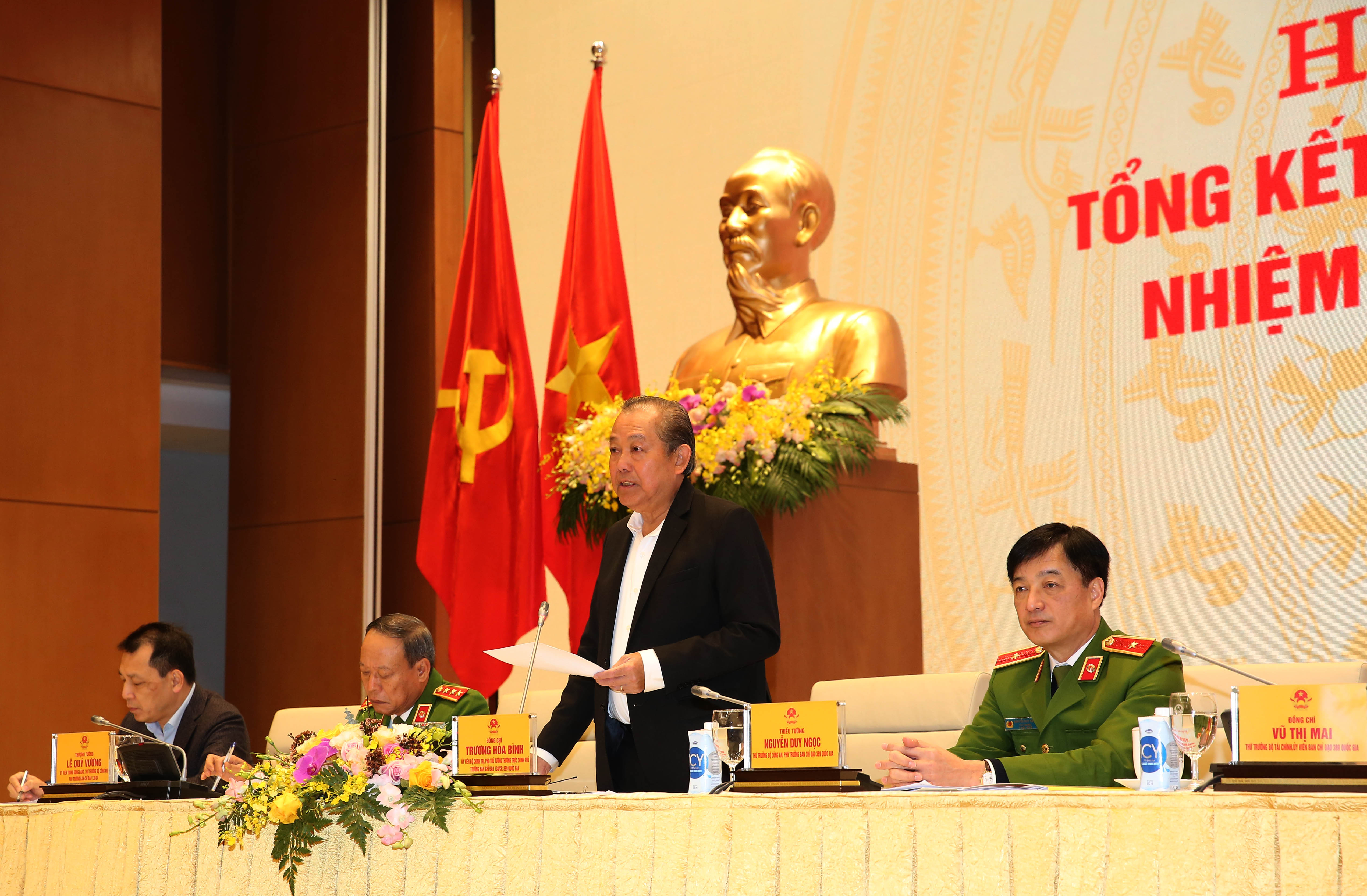 Quyết tâm xây dựng đội ngũ cán bộ, công chức “liêm chính, bản lĩnh”