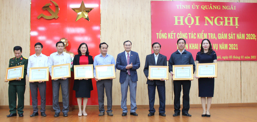 Quảng Ngãi Tập trung kiểm tra, giám sát những lĩnh vực dễ phát sinh tiêu cực, tham nhũng