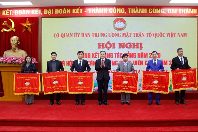 Tạo sự thống nhất, quyết tâm cao xây dựng Đảng bộ trong sạch, vững mạnh