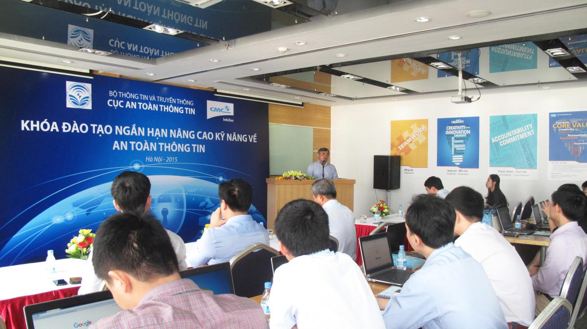 Phát triển nguồn nhân lực an toàn thông tin