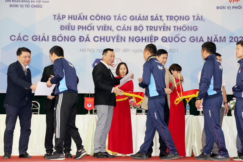 Công tác trọng tài có nhiều thay đổi ở mùa giải V League 2021