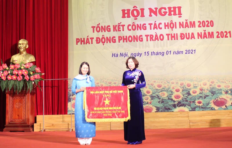 Phụ nữ Thủ đô thi đua tổ chức thành công đại hội phụ nữ các cấp