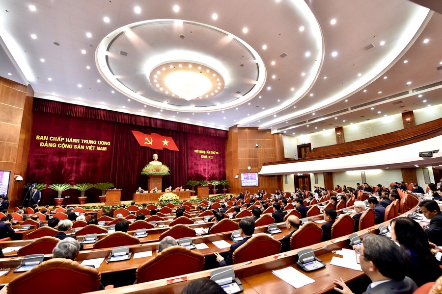 Tiếp tục chuẩn bị để tổ chức thành công Đại hội Đảng lần thứ XIII