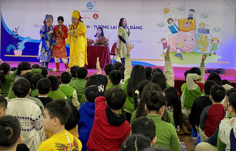 “Làm chủ tài chính - Tương lai bình đẳng”