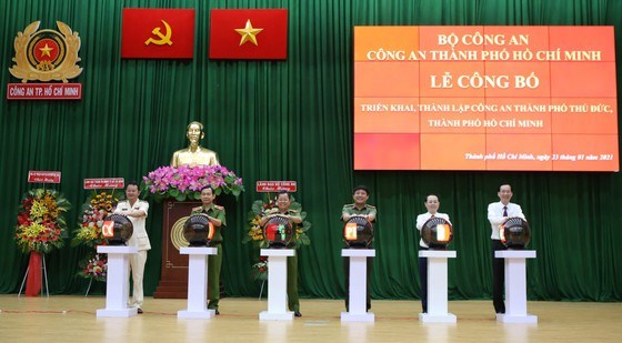 Đại tá Nguyễn Hoàng Thắng giữ chức vụ Trưởng Công an TP Thủ Đức