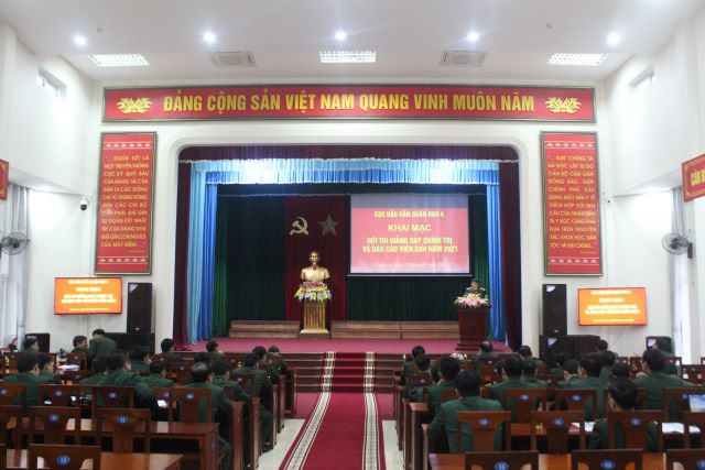 Quân khu 4 Thi báo cáo viên giỏi