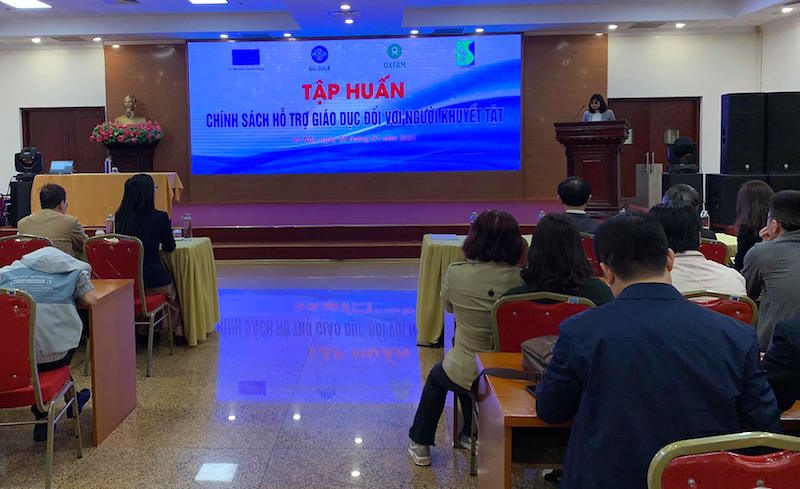 Hỗ trợ giáo dục cho người khuyết tật