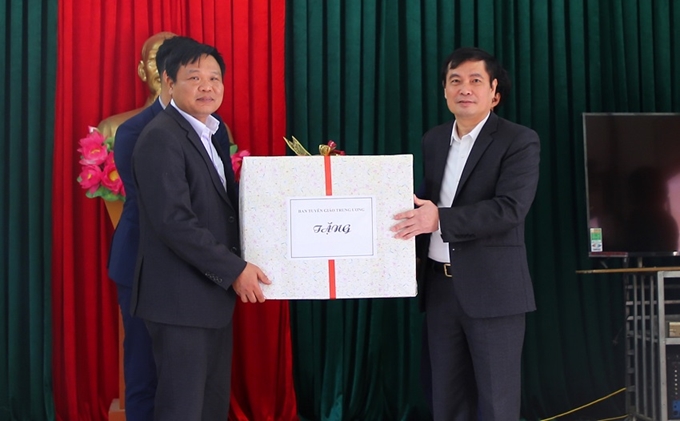 Lãnh đạo Ban Tuyên giáo Trung ương thăm, chúc Tết tại Tân Trào Tuyên Quang