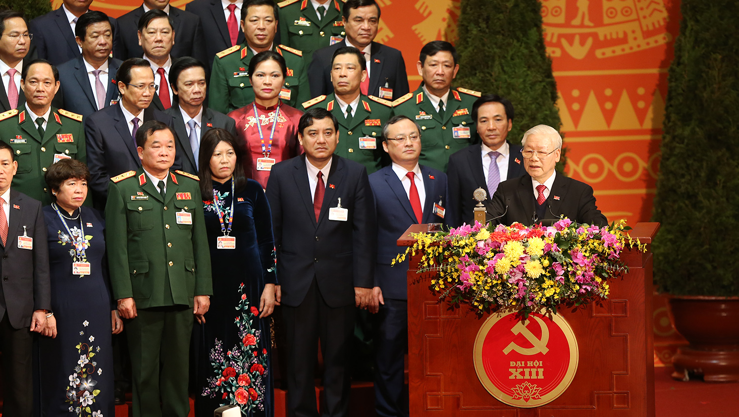 Hình ảnh phiên Bế mạc Đại hội XIII của Đảng