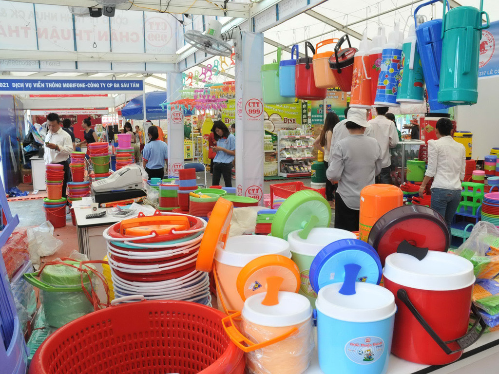 Đẩy mạnh phát triển sản xuất tuần hoàn sản phẩm nhựa