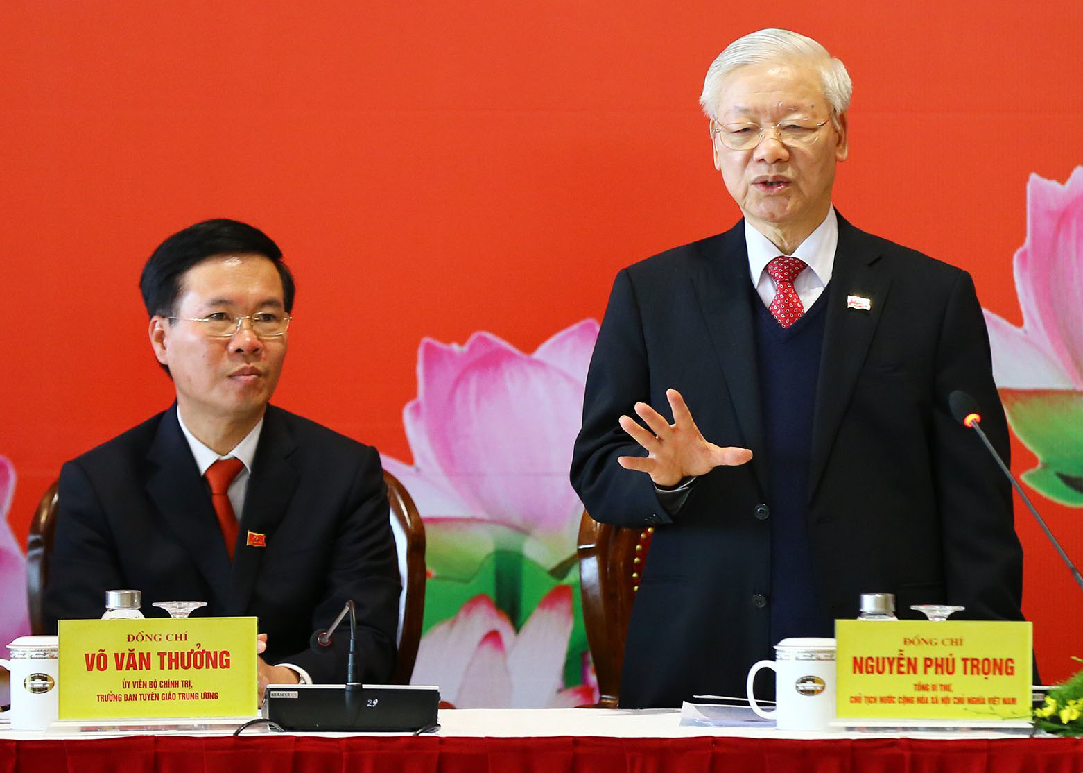 Chống tham nhũng không ngừng, không nghỉ