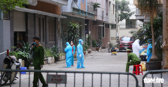 Nhân viên phòng công chứng ở Hà Nội dương tính với SARS-CoV-2