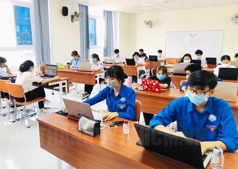 Yêu cầu cơ sở giáo dục đại học tăng cường phòng chống dịch bệnh COVID-19