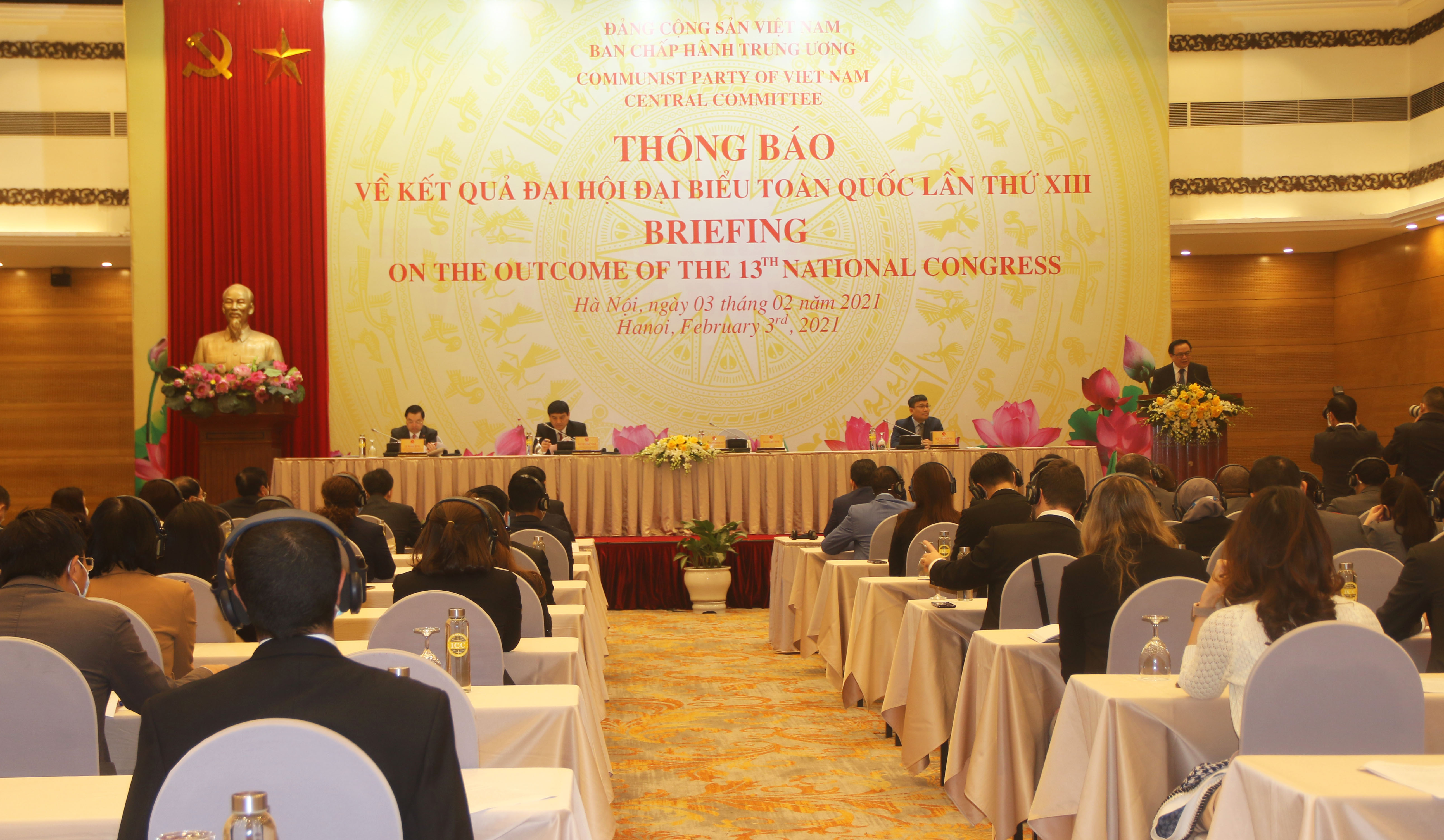 Thông báo kết quả Đại hội đại biểu toàn quốc lần thứ XIII của Đảng tới bạn bè quốc tế