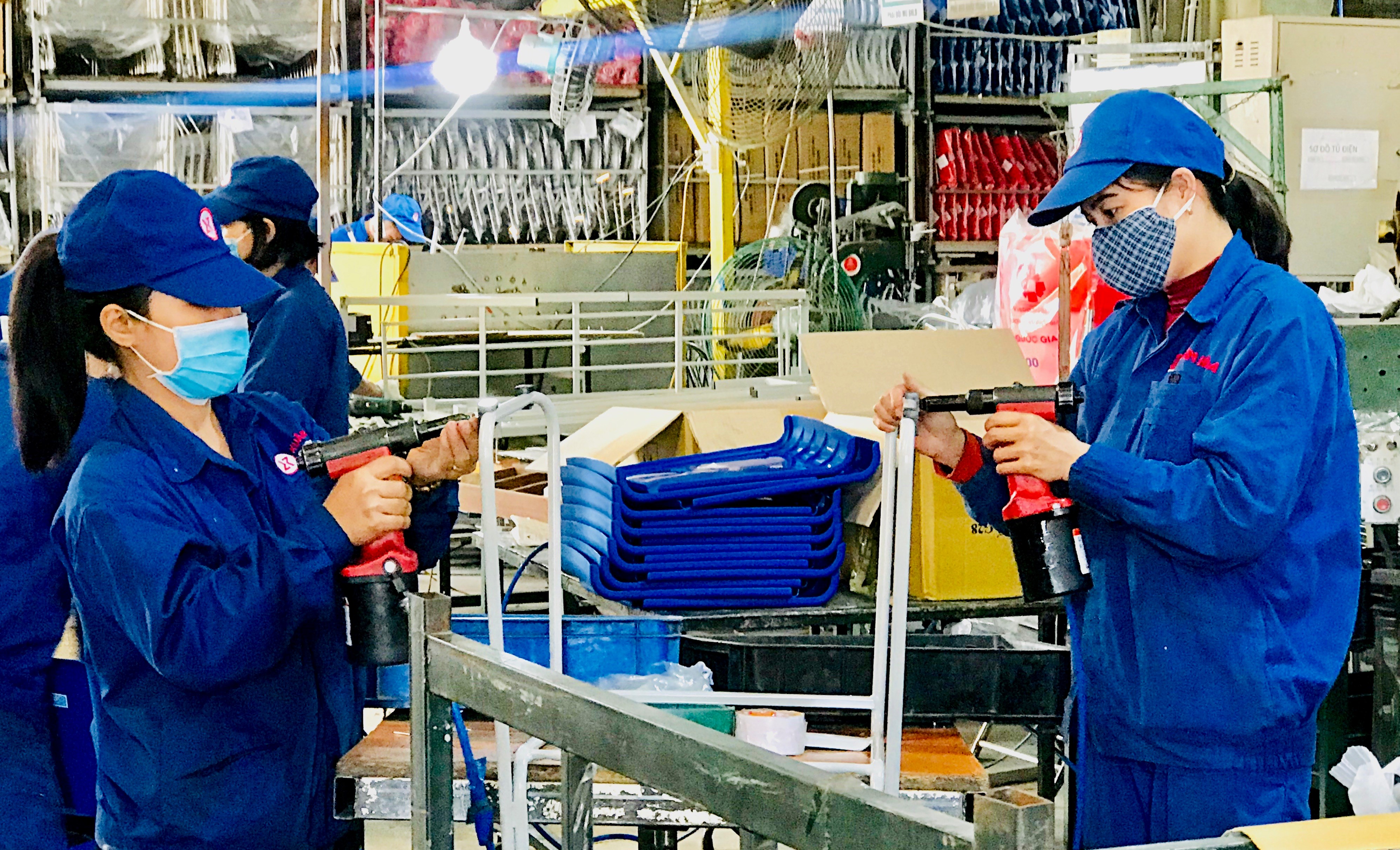 Sản xuất công nghiệp đầu năm tăng trở lại