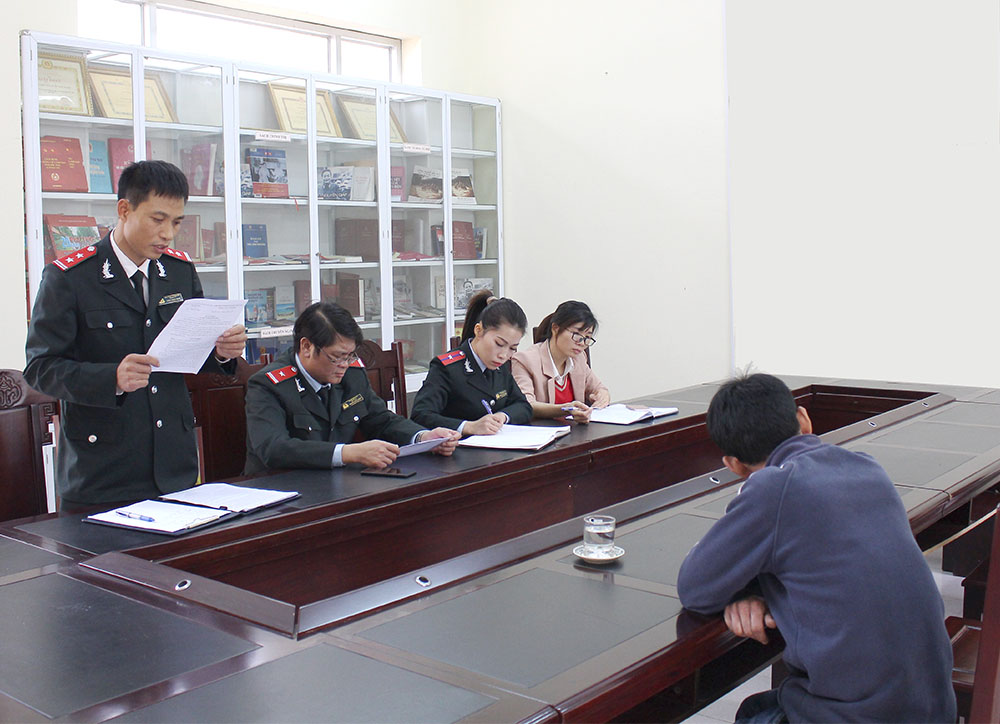 Hà Nội liên tiếp xử phạt các trường hợp thông tin sai sự thật về dịch COVID-19