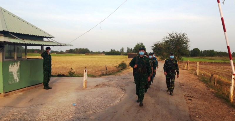 Bộ đội Biên phòng Long An thực hiện tốt “nhiệm vụ kép” quản lý bảo vệ biên giới và phòng, chống dịch COVID-19