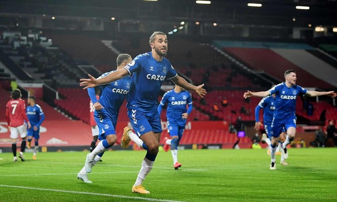 Everton giật về 1 điểm tại Old Trafford