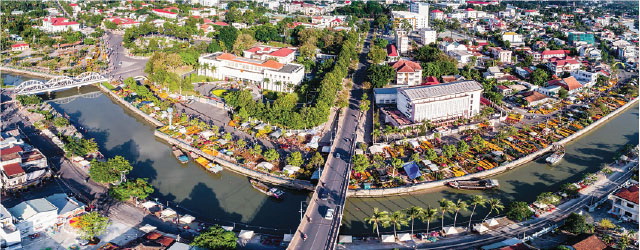 Tây Ninh vươn lên trong khó khăn