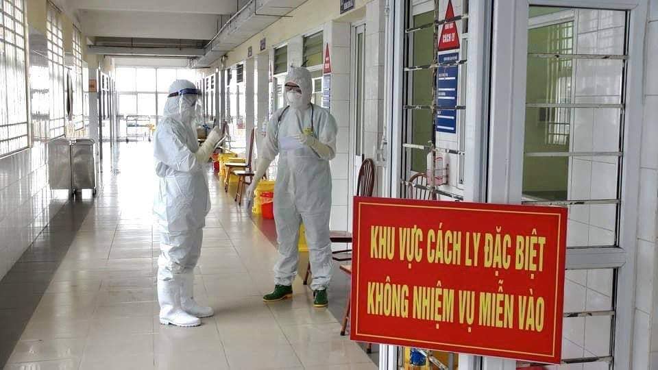 Chiều mùng 3 Tết, thêm 33 ca mắc mới COVID-19