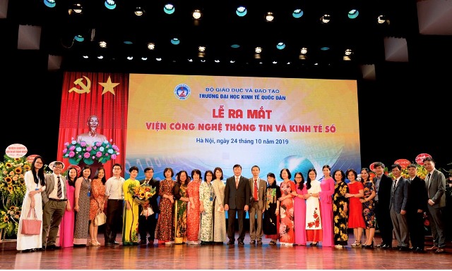 Nhân rộng mô hình nghiên cứu khoa học với ứng dụng cao