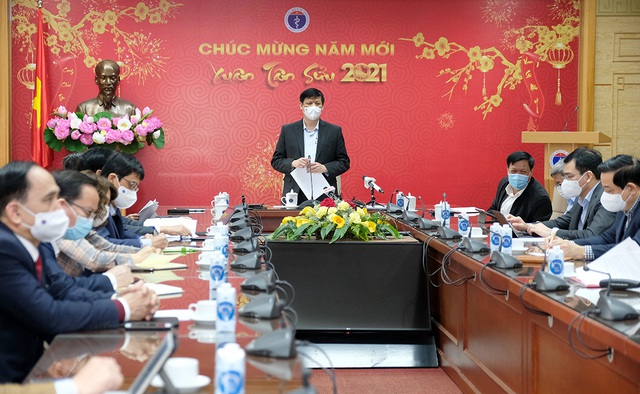 Bộ trưởng Bộ Y tế Dịch COVID-19 không thể kết thúc trong năm 2021