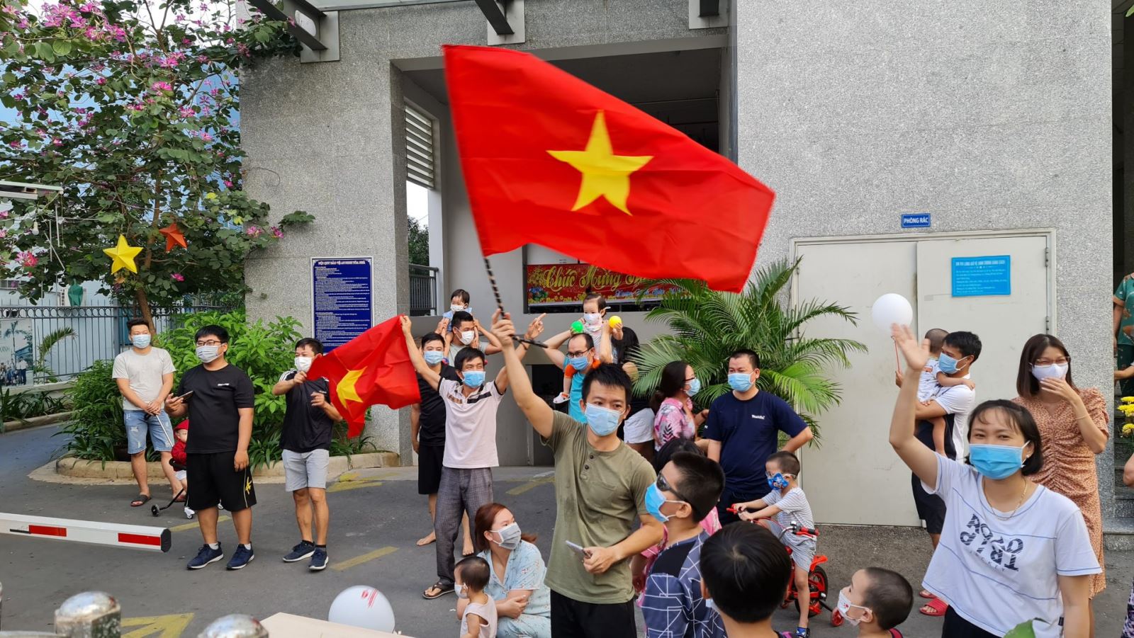 TP Hồ Chí Minh Còn 2 điểm phong tỏa do dịch COVID-19
