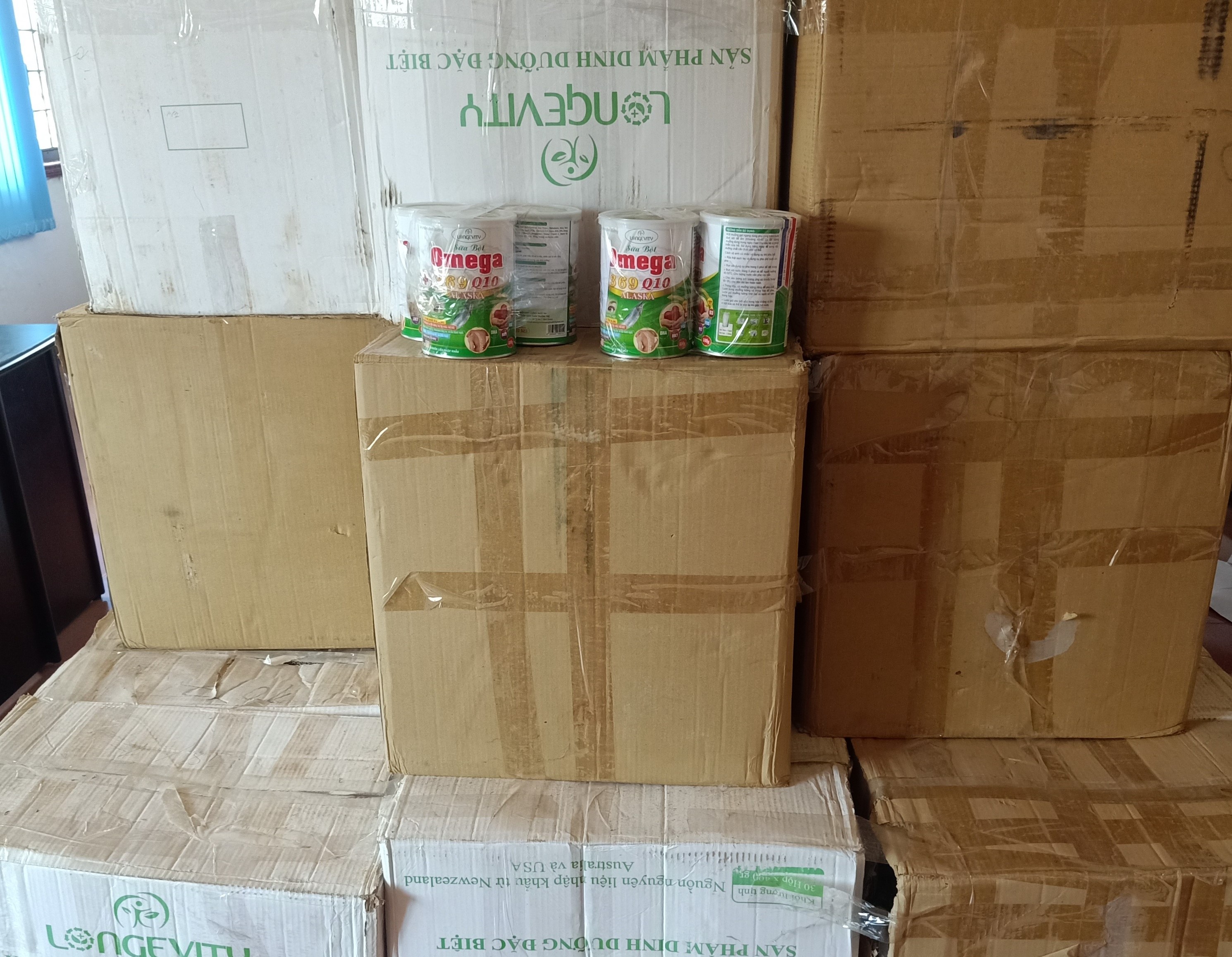 Xử phạt hành vi buôn bán sữa bột Omega 369 Q10 Alaska giả tại Đắk Nông