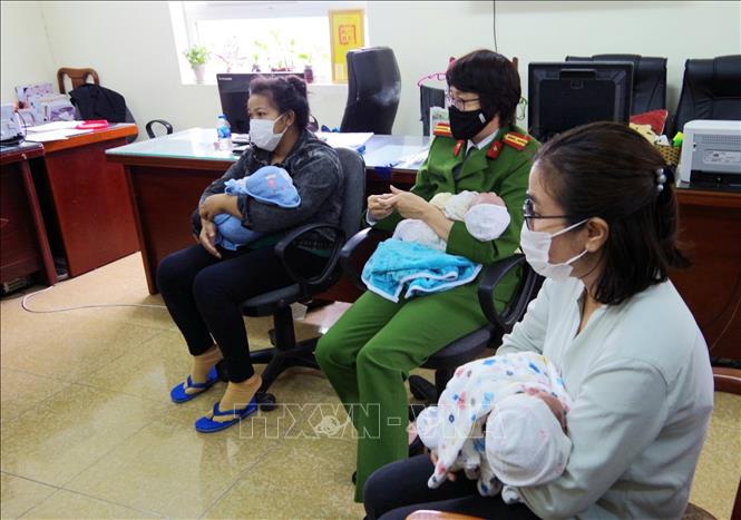 Bắt khẩn cấp 3 đối tượng mua bán, đưa trẻ sơ sinh ra nước ngoài