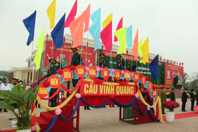 Tưng bừng lễ giao nhận quân của thị xã Điện Bàn