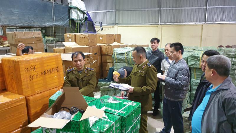 Lạng Sơn Xử phạt, truy thu 150 triệu đồng đối với cơ sở kinh doanh hàng lậu