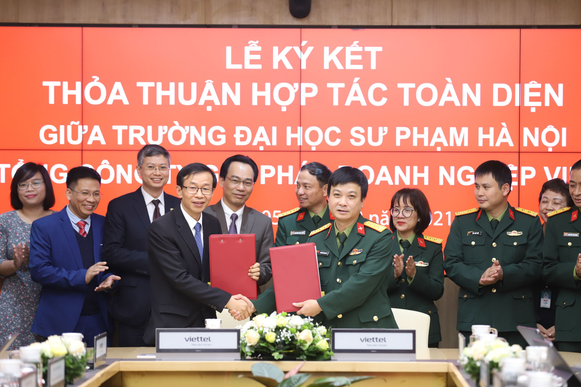 Đại học Sư phạm Hà Nội và Viettel hợp tác chiến lược chuyển đổi số