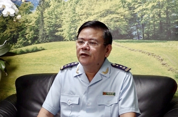 Tạm đình chỉ chức vụ đối với Đội trưởng Đội Kiểm soát chống buôn lậu khu vực miền Nam