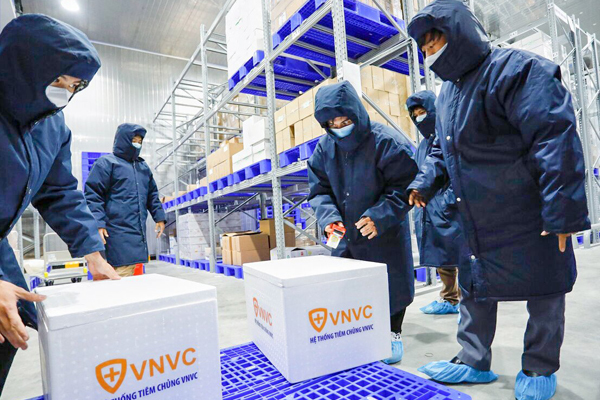 Ngày 8 3, Việt Nam bắt đầu tiêm vắc xin COVID-19
