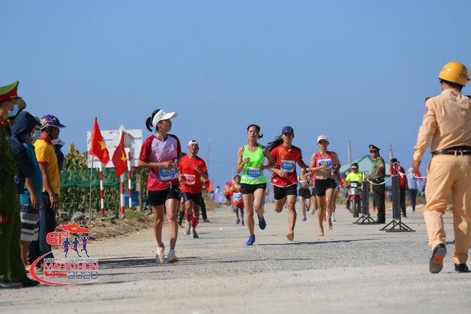 Hơn 4 500 vận động viên tham gia Tiền Phong Marathon 2021