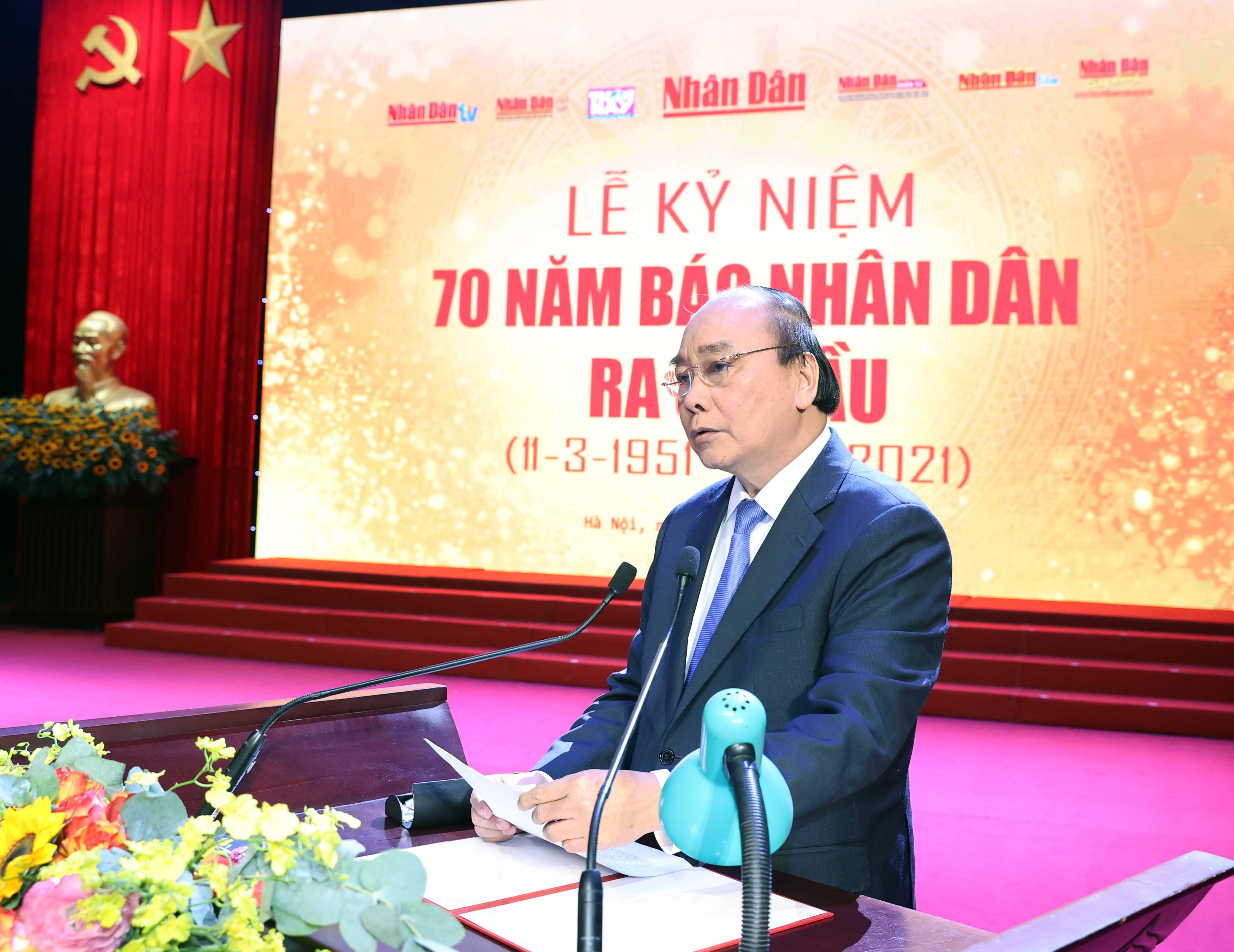 Báo Nhân Dân Tự hào chặng đường 70 năm lịch sử vẻ vang