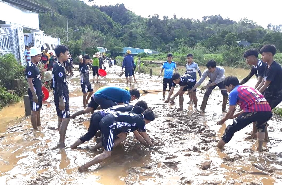 Phát huy vai trò tình nguyện, sáng tạo của tuổi trẻ Kon Tum