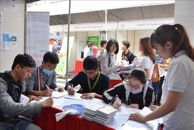 Thành phố Hồ Chí Minh Khoảng 70 000 chỗ làm việc đang chờ người lao động