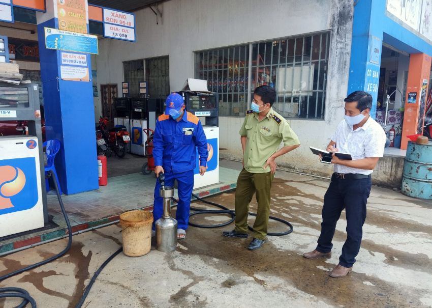 Long An Tăng cường kiểm tra hoạt động kinh doanh xăng dầu