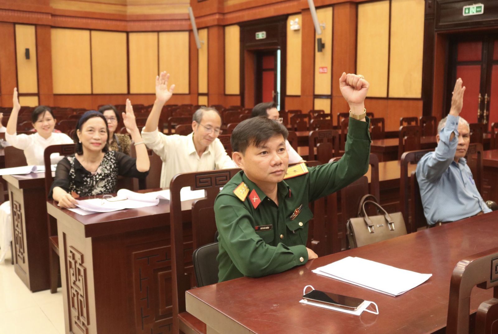Thừa Thiên Huế Thông qua danh sách sơ bộ ứng cử viên đại biểu HĐND